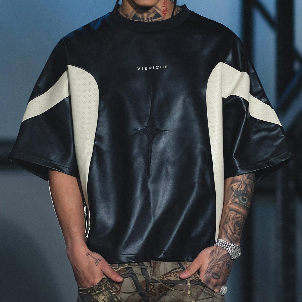 Venus tee